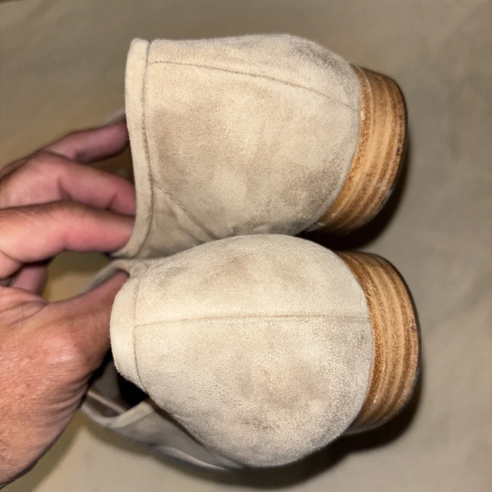 $650 Pedro Garcia Gerti 42 *read* Water-Resistant Oxford Truffle Bessie Suede